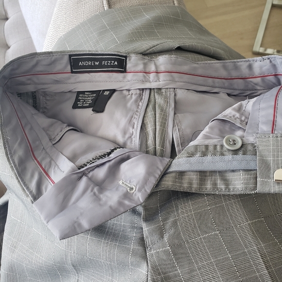 Boy's 5 piece suit with vest, shirt, tie and pants - Picture 5 of 7